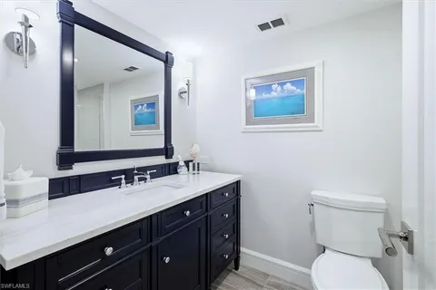 $1,850,000 | 2425 Gulf Of Mexico Drive, Unit 6D, Longboat Key, FL 34228