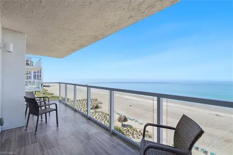 $1,850,000 | 2425 Gulf Of Mexico Drive, Unit 6D, Longboat Key, FL 34228