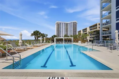 $1,850,000 | 2425 Gulf Of Mexico Drive, Unit 6D, Longboat Key, FL 34228