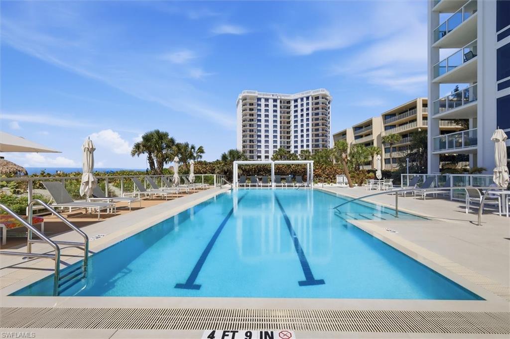 2425 Gulf Of Mexico Drive, Unit 6D Longboat Key, FL 34228 - Photo 46 of 50 Beautiful pool area