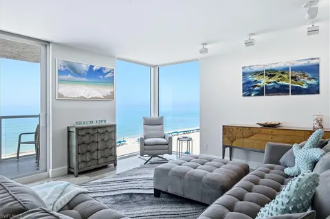 $1,850,000 | 2425 Gulf Of Mexico Drive, Unit 6D, Longboat Key, FL 34228