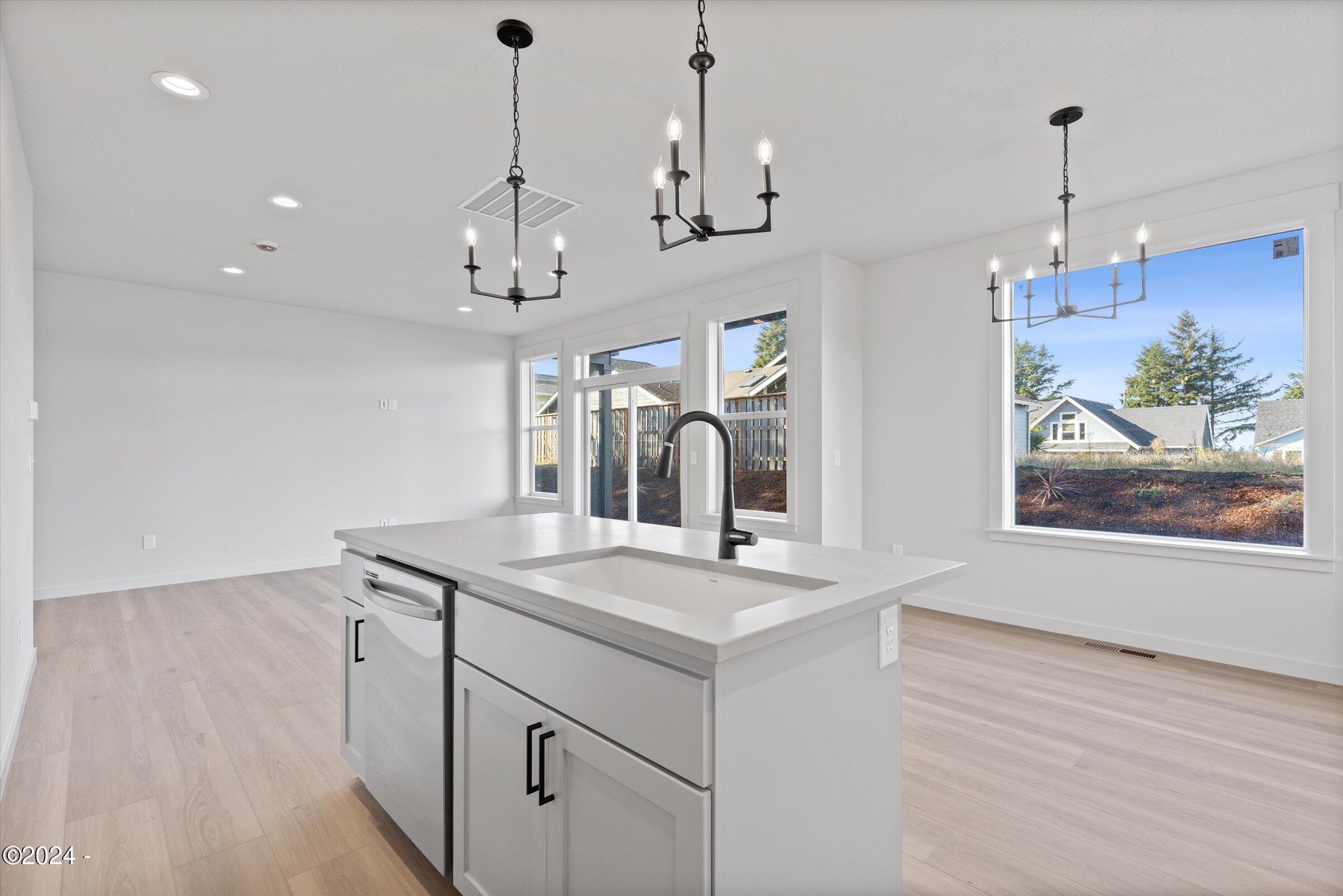 34930 Lahaina Loop Road Pacific City, OR 97135 - Photo 12 of 42 Kitchen 4