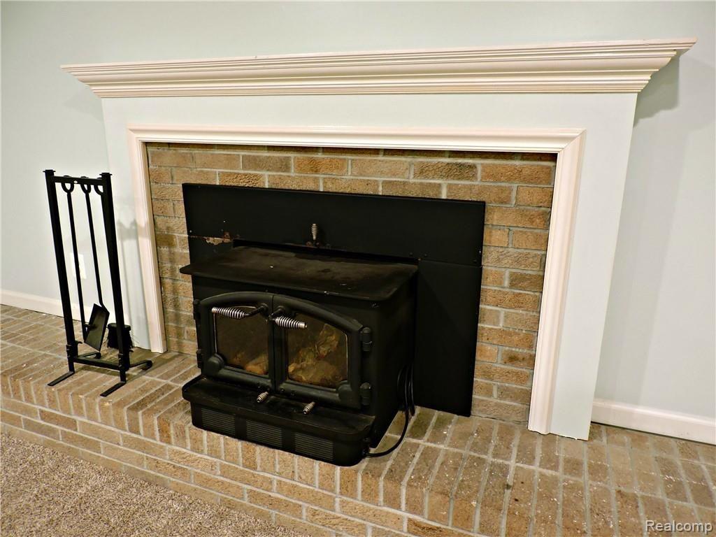 2173 Covert Road Burton, MI 48509 - Photo 8 of 35 8.JPG