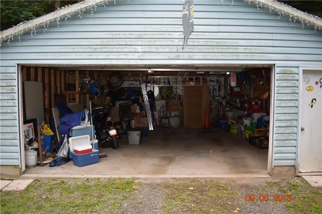 916 Geyer Road Pittsburgh, PA 15209 - Photo 3 of 15 Gallery Image 3