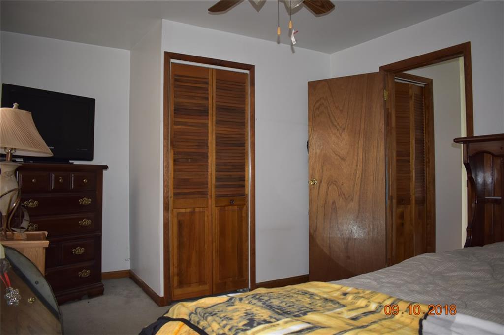 916 Geyer Road Pittsburgh, PA 15209 - Photo 9 of 15 Gallery Image 9