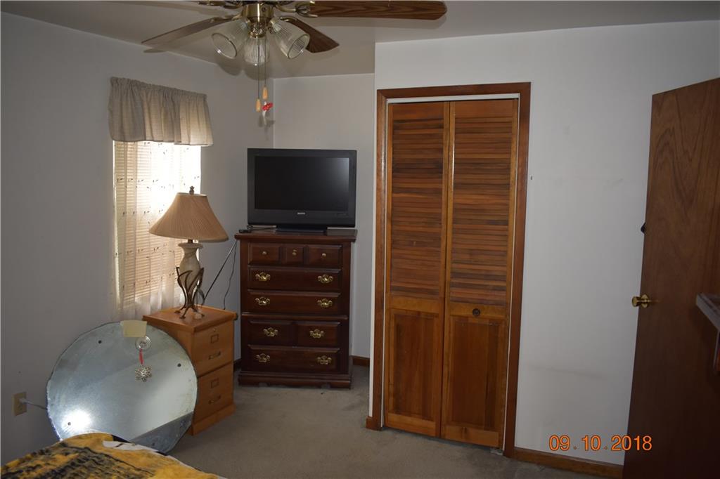 916 Geyer Road Pittsburgh, PA 15209 - Photo 10 of 15 Gallery Image 10