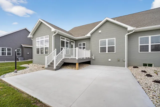 $549,900 | 1386 Lighthouse Village Road, Fond du Lac, WI 54937