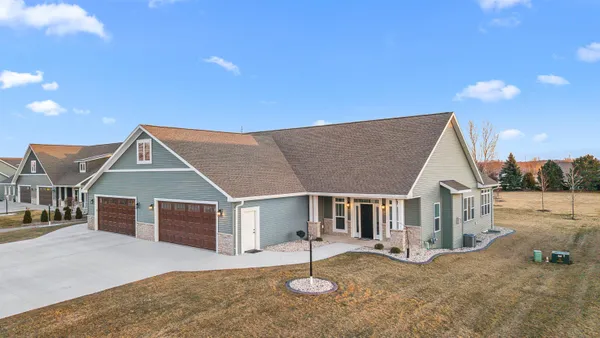 $537,900 | 1386 Lighthouse Village Road, Fond du Lac, WI 54937