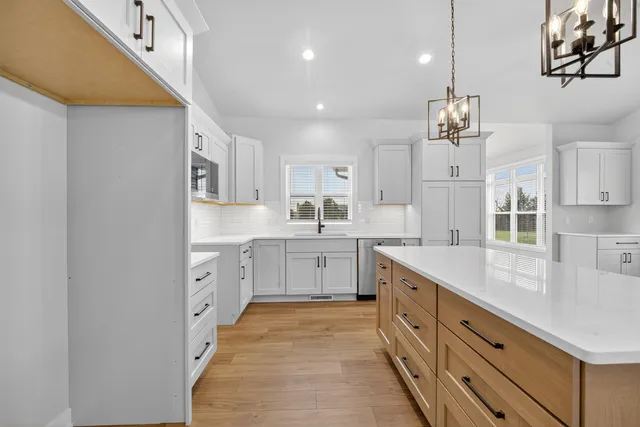 $549,900 | 1386 Lighthouse Village Road, Fond du Lac, WI 54937