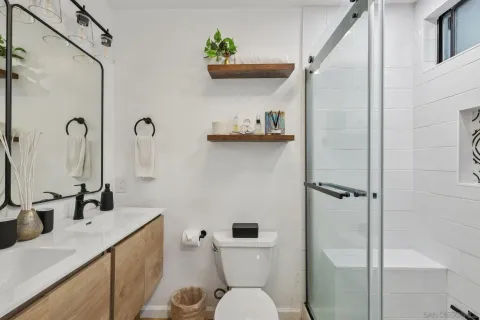 $1,178,900 | 1235 Parker Place, Unit 2B, San Diego, CA 92109