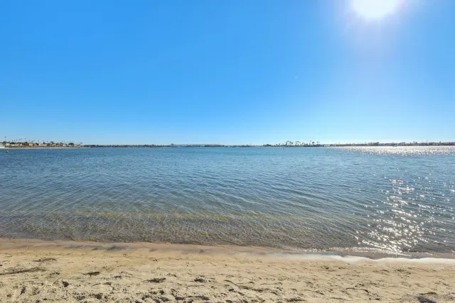 $1,199,900 | 1235 Parker Place, Unit 2B, San Diego, CA 92109