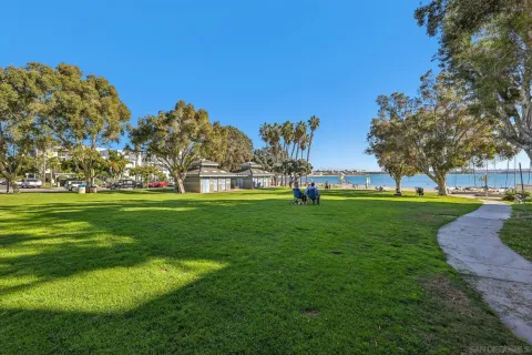 $1,178,900 | 1235 Parker Place, Unit 2B, San Diego, CA 92109