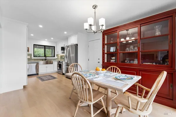 $915,000 | 6850 Oakmont Drive, Santa Rosa, CA 95409