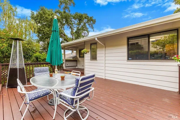 $915,000 | 6850 Oakmont Drive, Santa Rosa, CA 95409