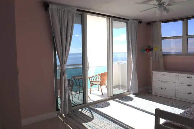 $3,750 | 3001 South Ocean Drive, Unit 1011, Hollywood, FL 33019