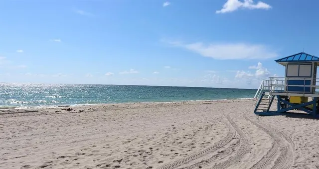 $3,750 | 3001 South Ocean Drive, Unit 1011, Hollywood, FL 33019