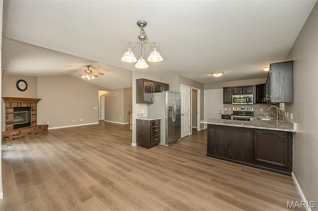 344 Fourbush Court Winfield, MO 63389 - Photo 16 of 56