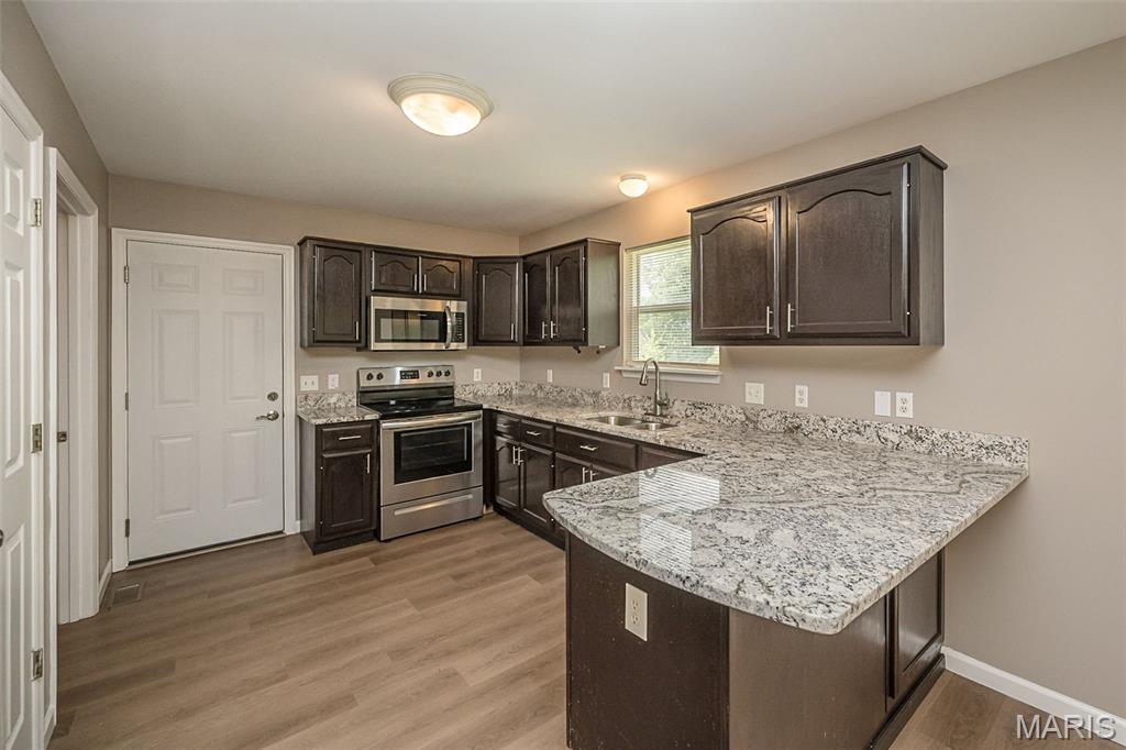 344 Fourbush Court Winfield, MO 63389 - Photo 20 of 56