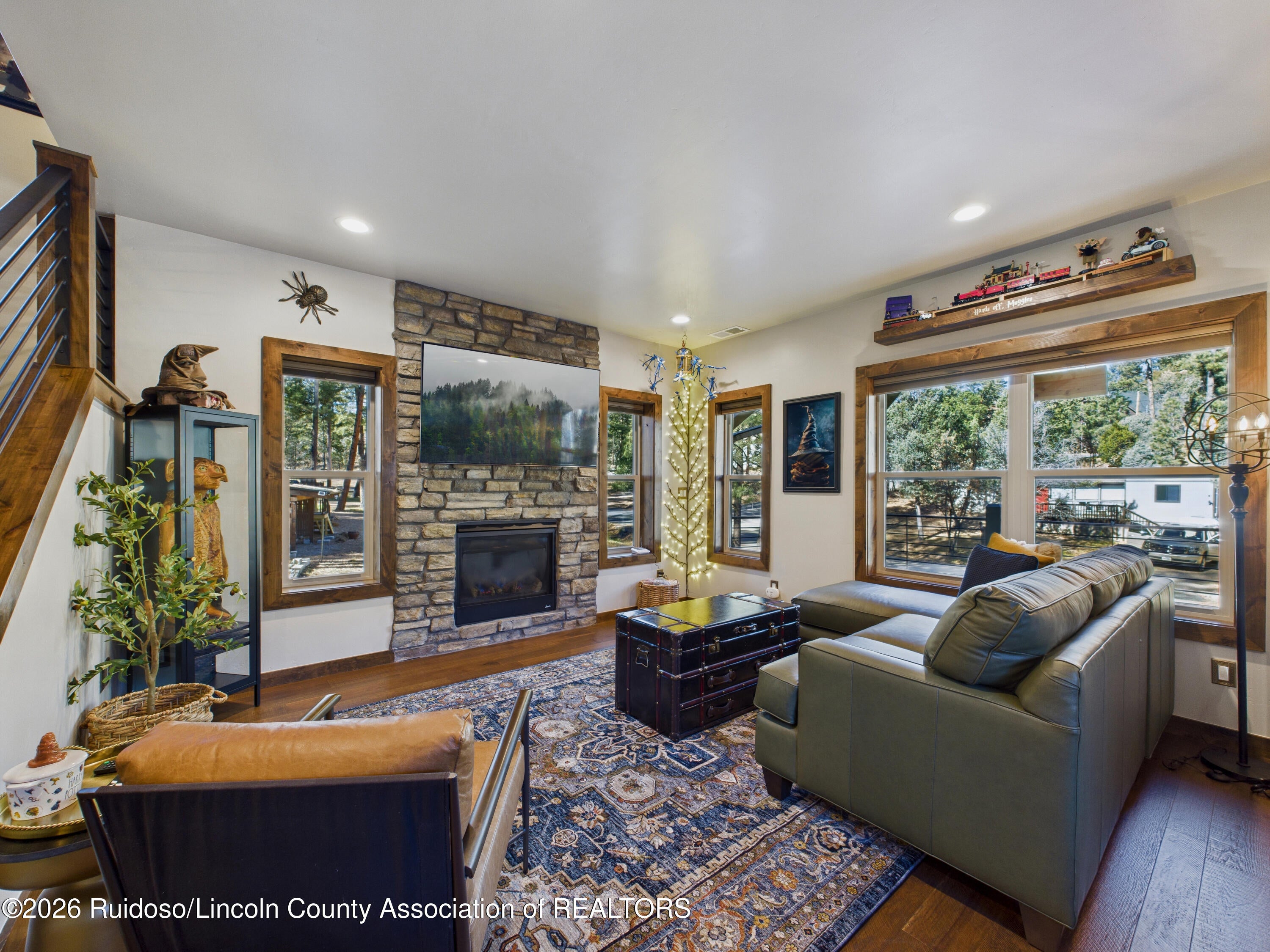 115 Apache Hills Drive Ruidoso, NM 88345 - Photo 8 of 162 Gallery Image 8