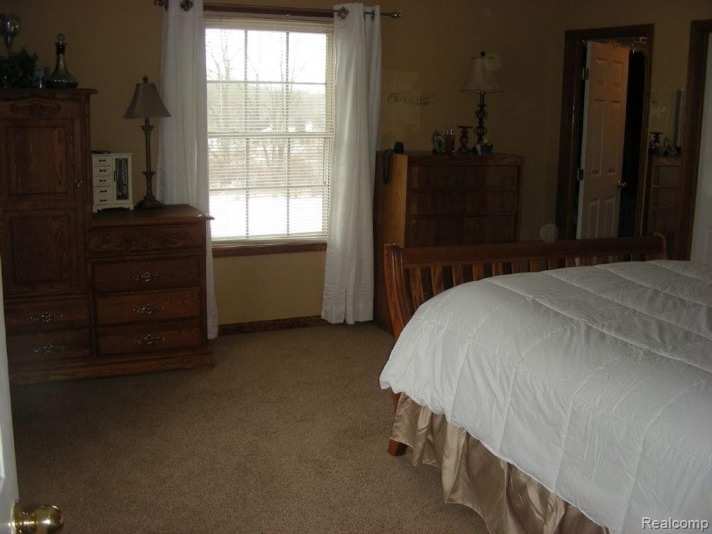 2740 North Burkhart Road Howell, MI 48855 - Photo 13 of 25 master