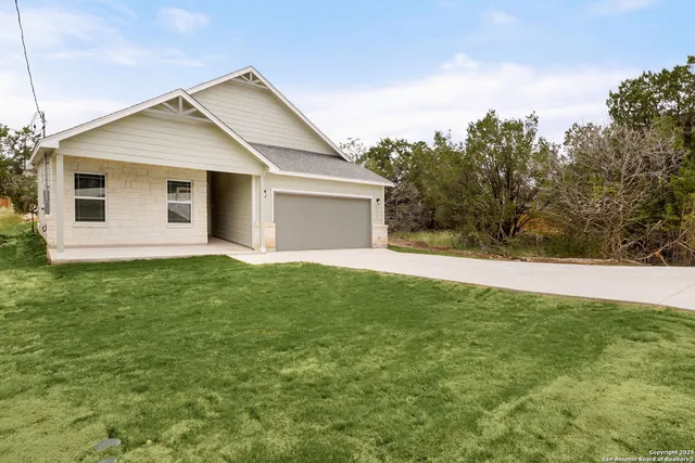 $339,900 | 952 Rimrock Cove, Spring Branch, TX 78070