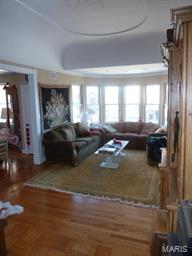 907 South Hanley Road, Unit 10 Clayton, MO 63105 - Photo 3 of 25 Gallery Image 3