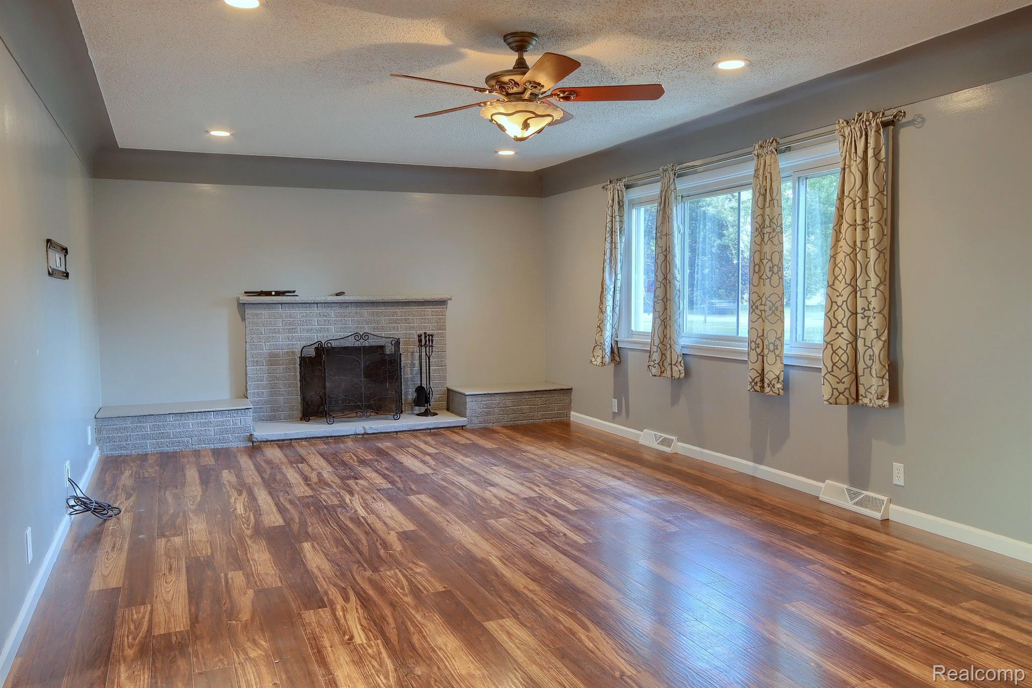 7900 Hannan Road Wayne, MI 48184 - Photo 5 of 38 Gallery Image 5