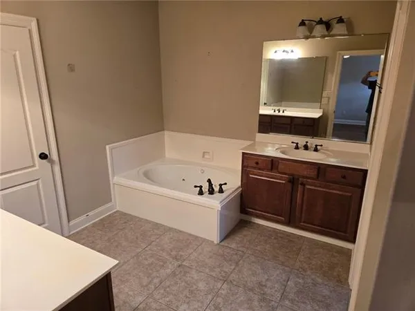$2,000 | 201 Mallard Glen Drive, Covington, LA 70435