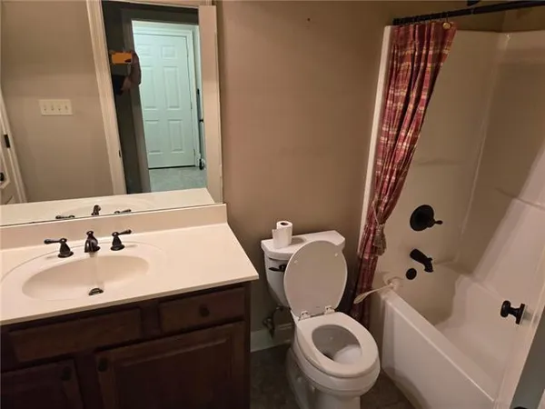 $2,000 | 201 Mallard Glen Drive, Covington, LA 70435