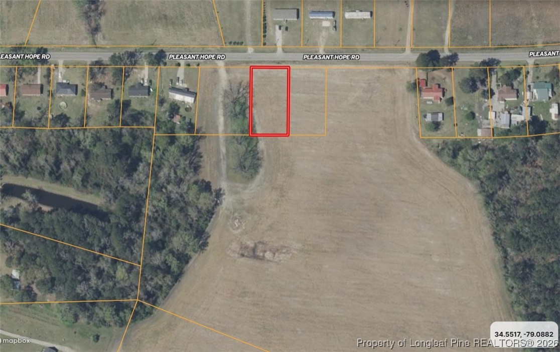 Lot B Pleasant Hope Road Lumberton, NC 28358 - Photo 2 of 3 a bathroom with a shower