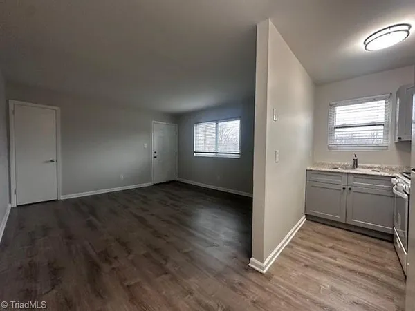 $850 | 1620 North English Street, Unit E, Greensboro, NC 27405