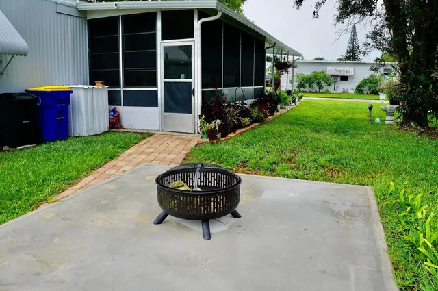 $74,900 | 5000 Southeast Federal Highway, Unit 160, Stuart, FL 34997