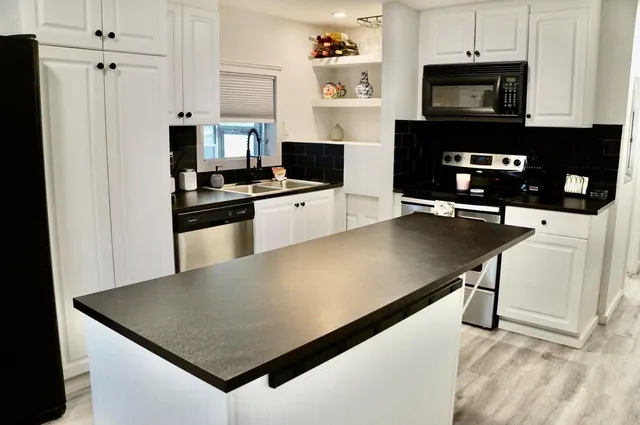 $74,900 | 5000 Southeast Federal Highway, Unit 160, Stuart, FL 34997