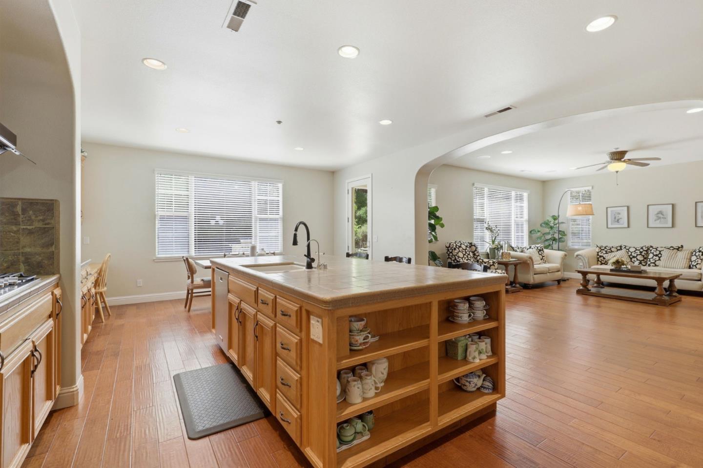 7121 Eagle Ridge Drive Gilroy, CA 95020 - Photo 10 of 59