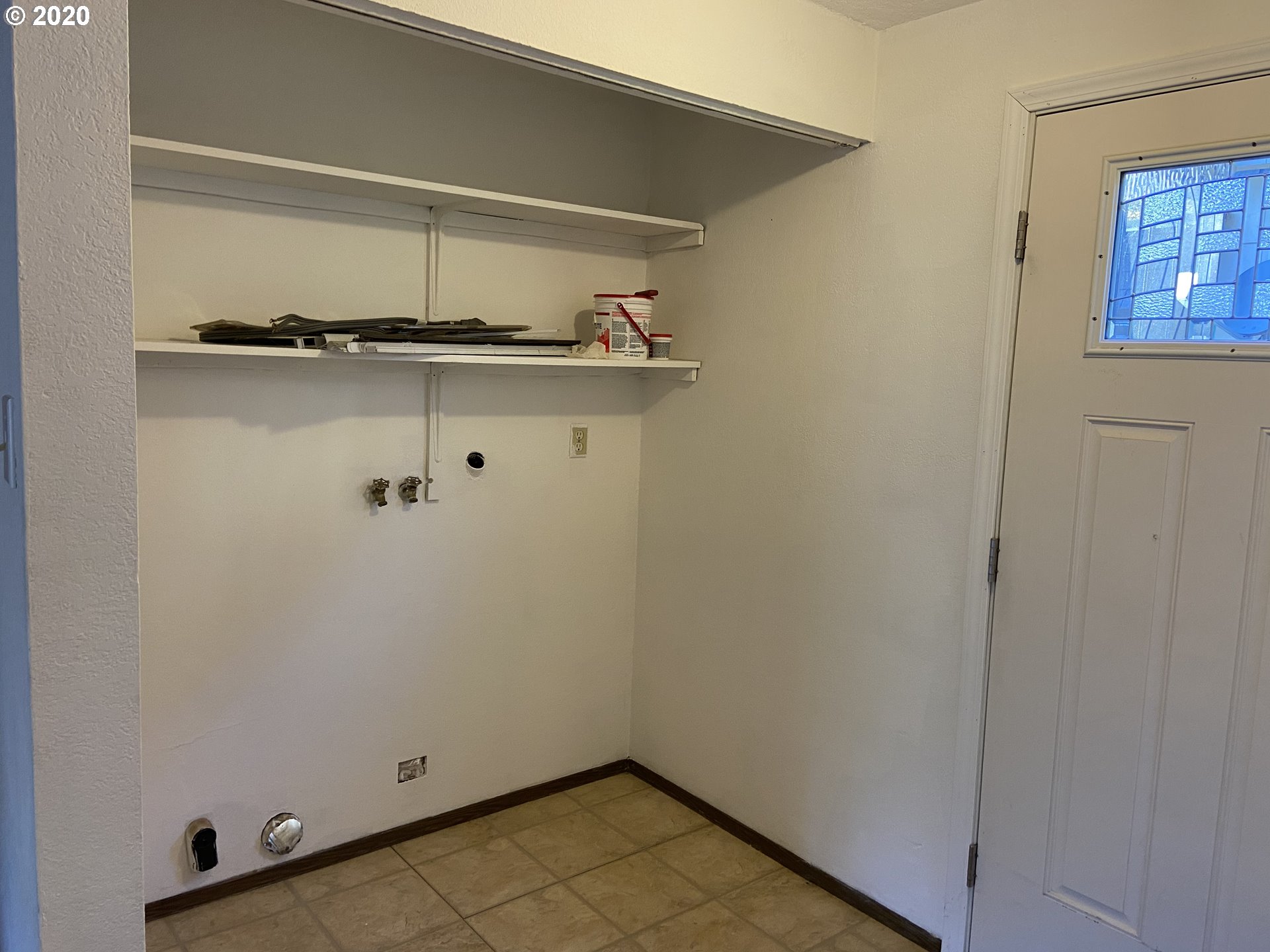 147 D Street Riddle, OR 97469 - Photo 6 of 13