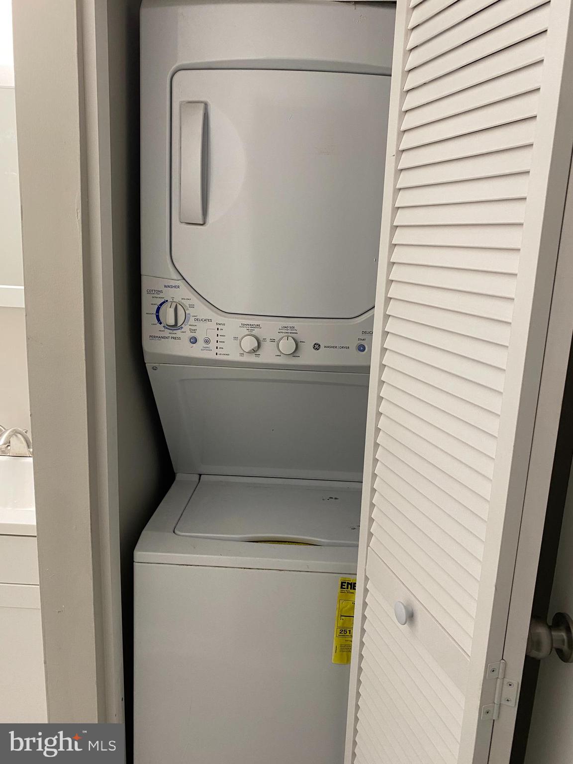 6220 Edsall Road, Unit 401 Alexandria, VA 22312 - Photo 14 of 14