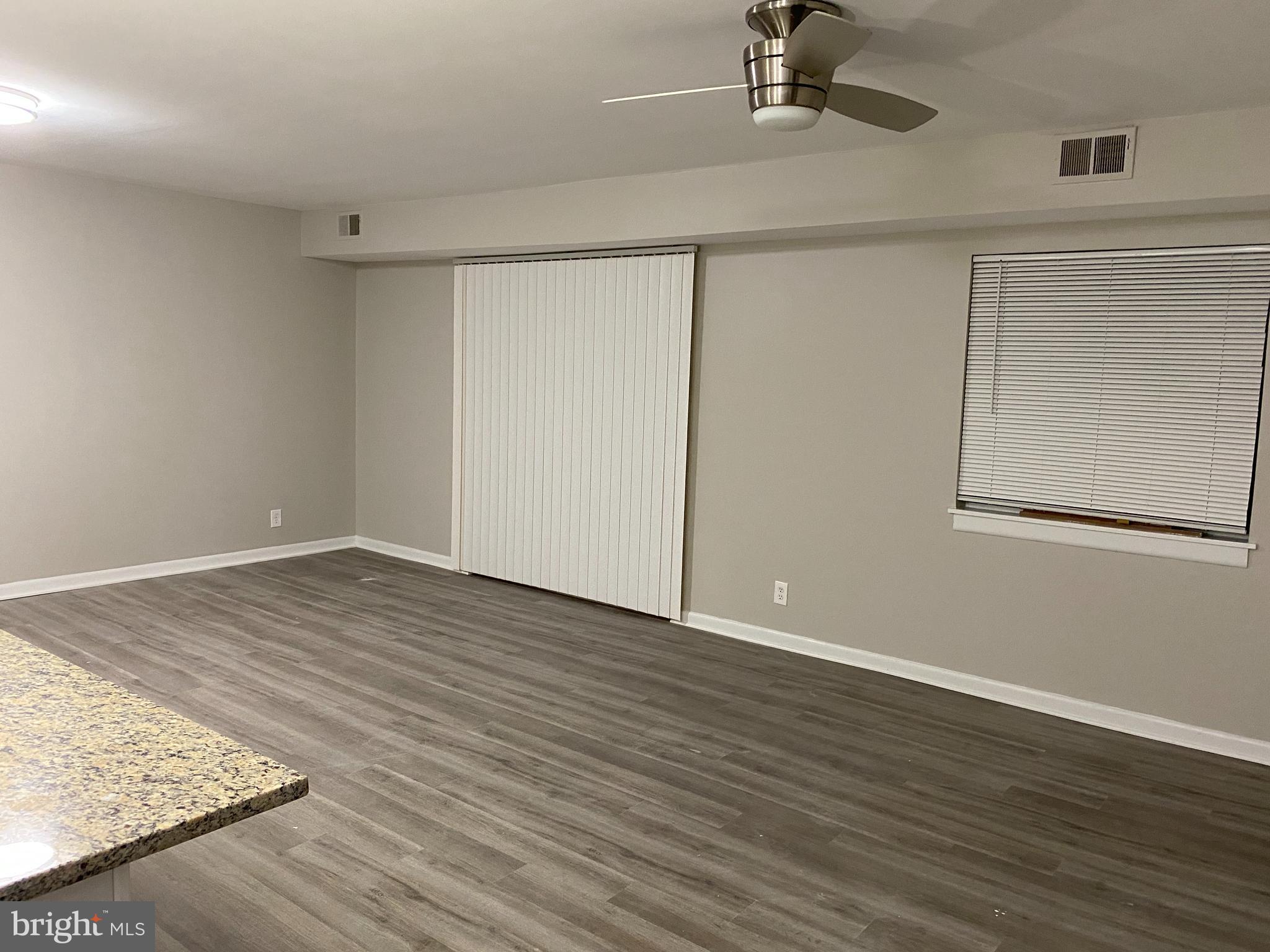 6220 Edsall Road, Unit 401 Alexandria, VA 22312 - Photo 5 of 14