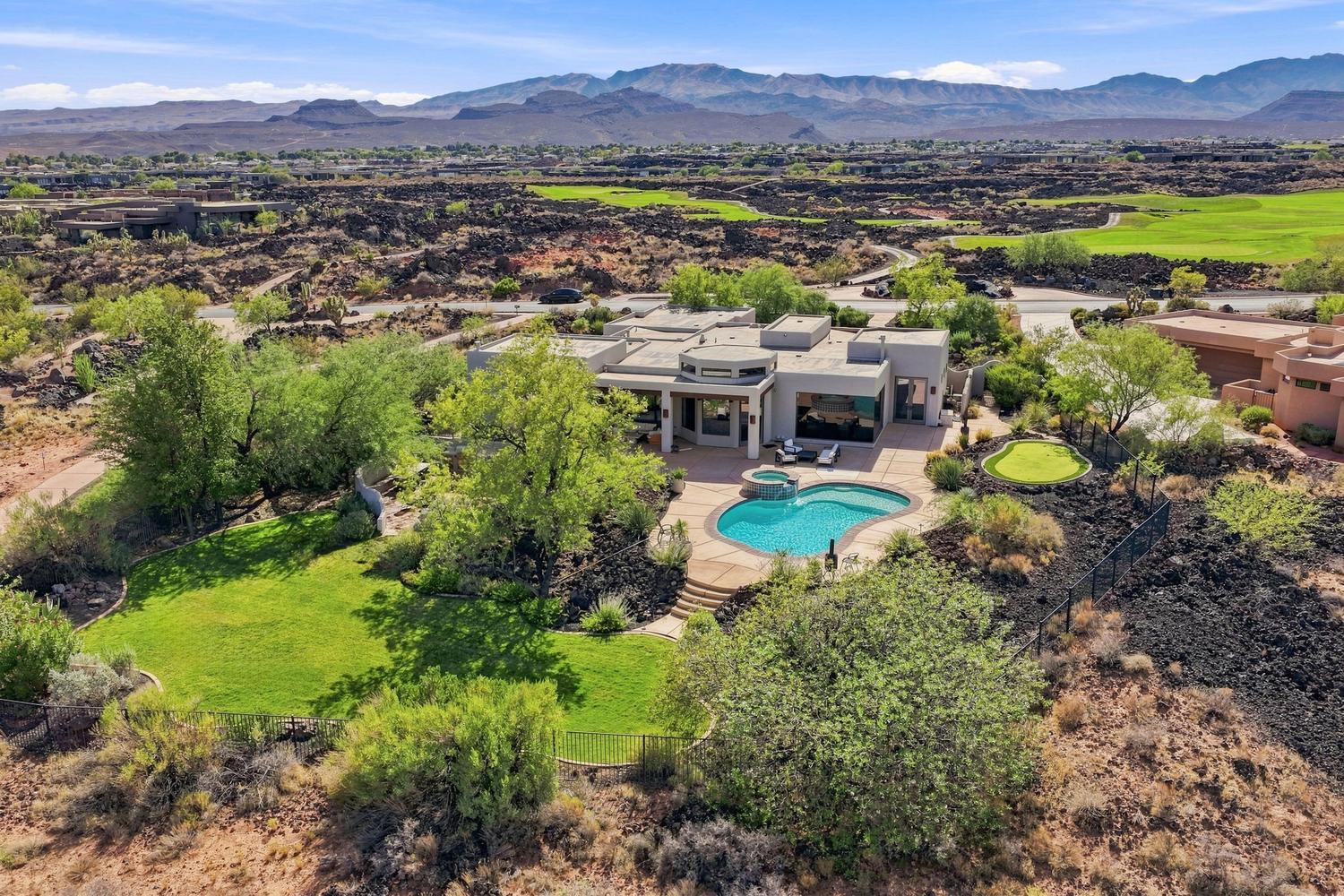 2386 Chaco Trail St. George, UT 84770 - Photo 37 of 38 037-013-webormlsDSC 057-1500x1000