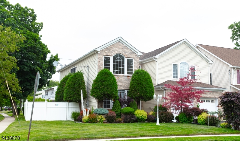 419 Putnam Road Union, NJ 07083 - Photo 2 of 22