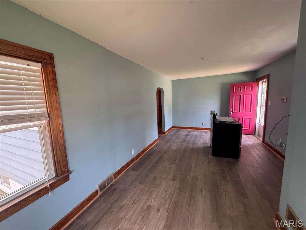 1107 Bristow Street Belleville, IL 62221 - Photo 4 of 49