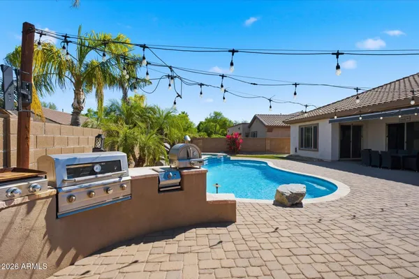 $975,000 | 2106 East Cres Place, Chandler, AZ 85249