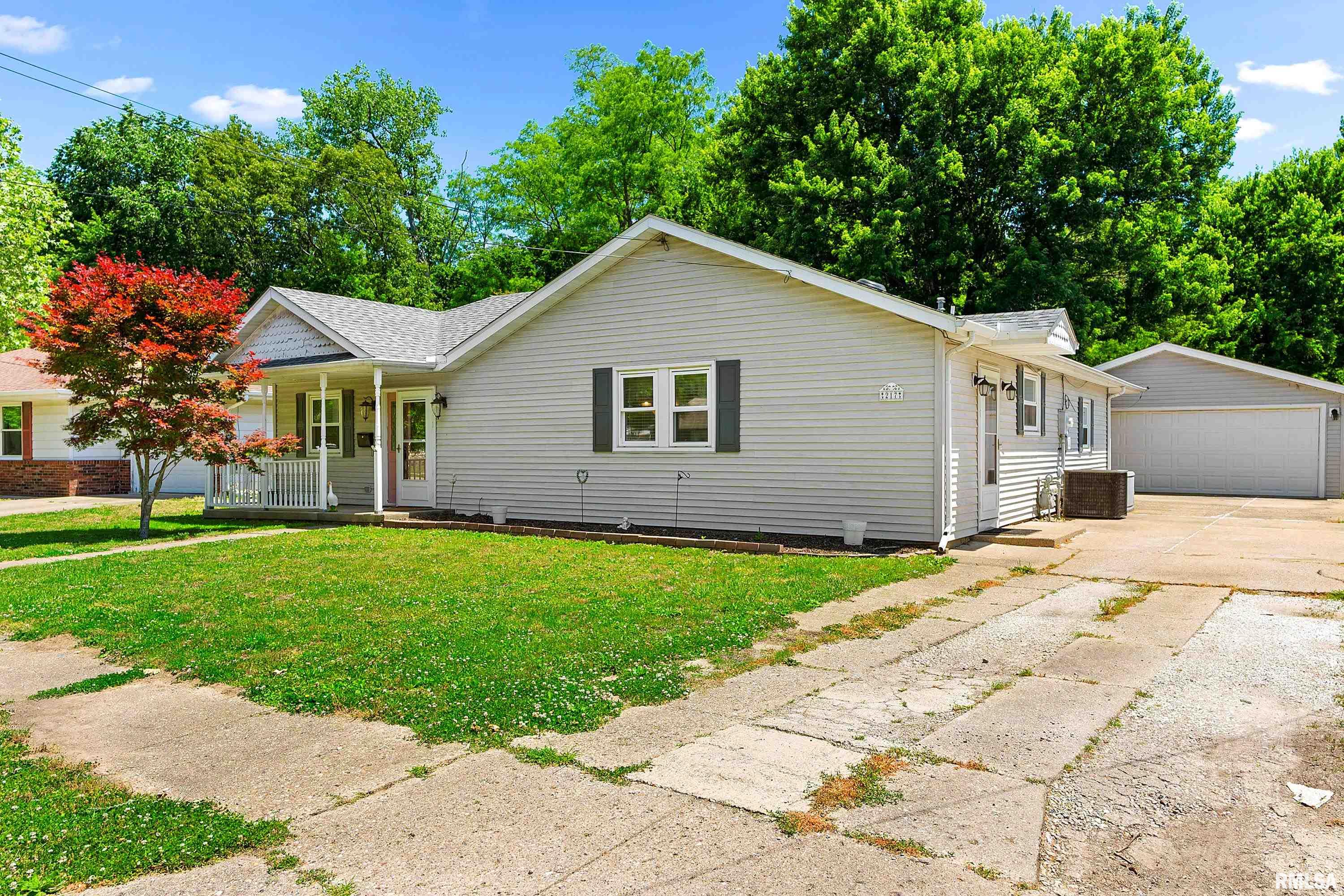 217 Frontenac Road Marquette Heights, IL 61554 - Photo 1 of 39