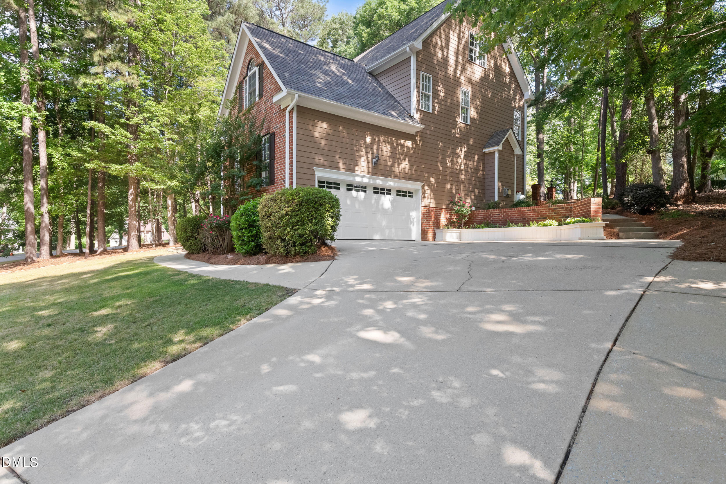 4625 Cresta Drive Raleigh, NC 27603 - Photo 8 of 69 img_3307