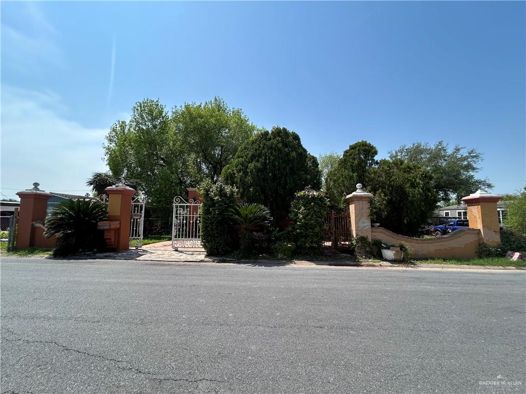 a view of outdoor space with seating area and entertaining space