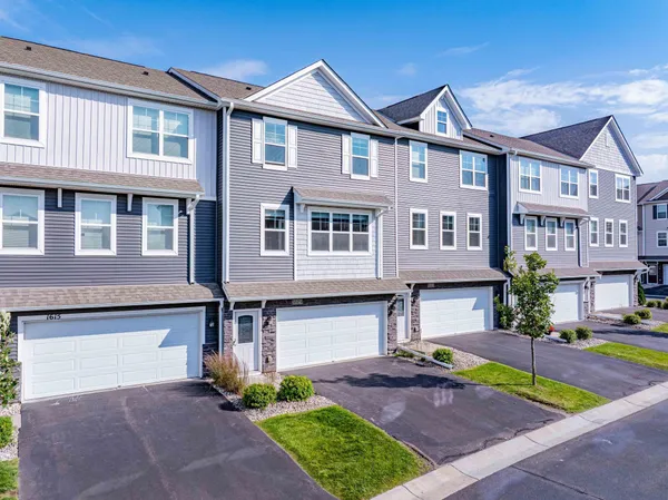 $2,525 | 1619 Windigo Lane, Shakopee, MN 55379