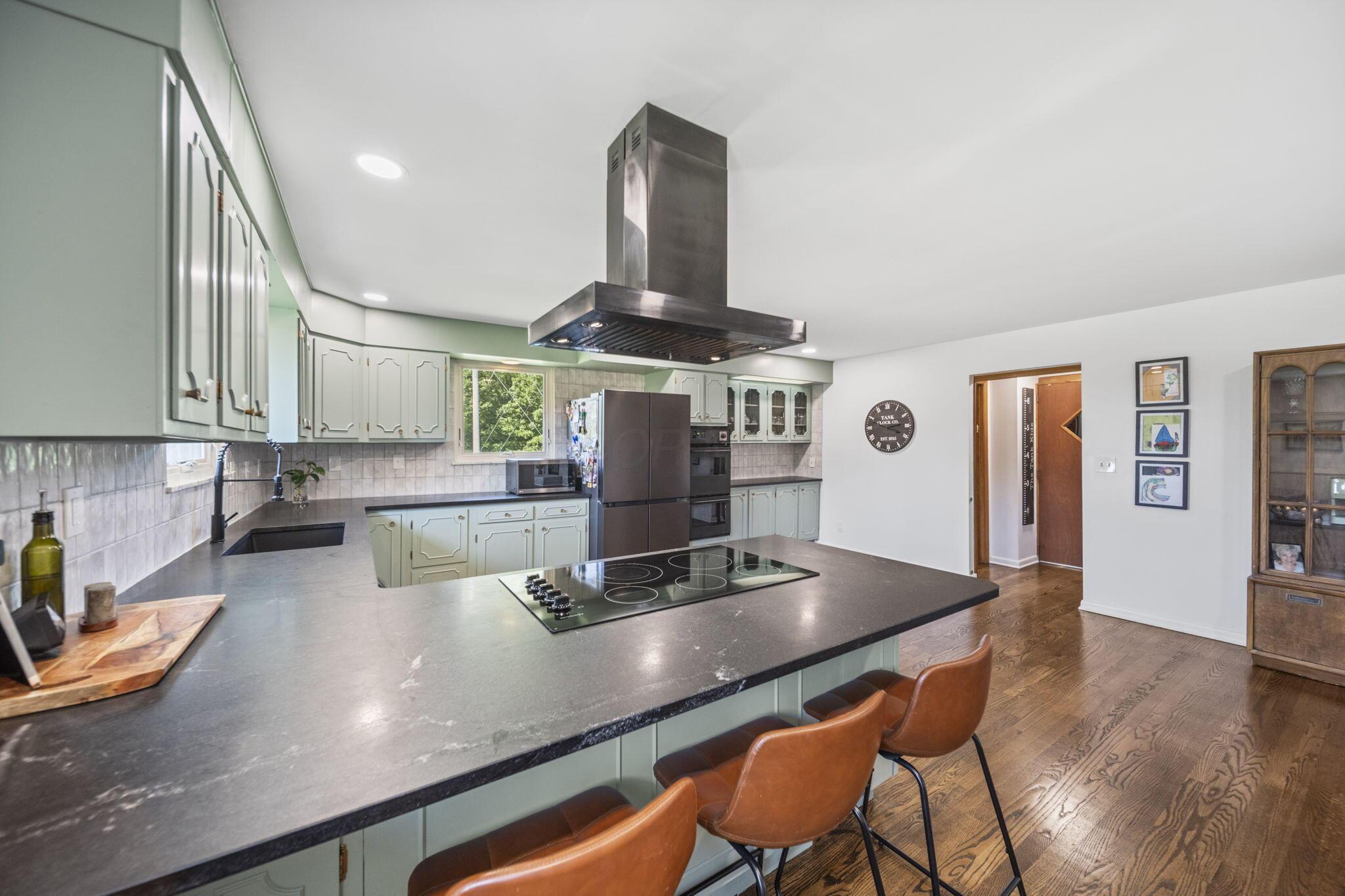 6429 Miller-Paul Road Westerville, OH 43082 - Photo 12 of 55 kitchen