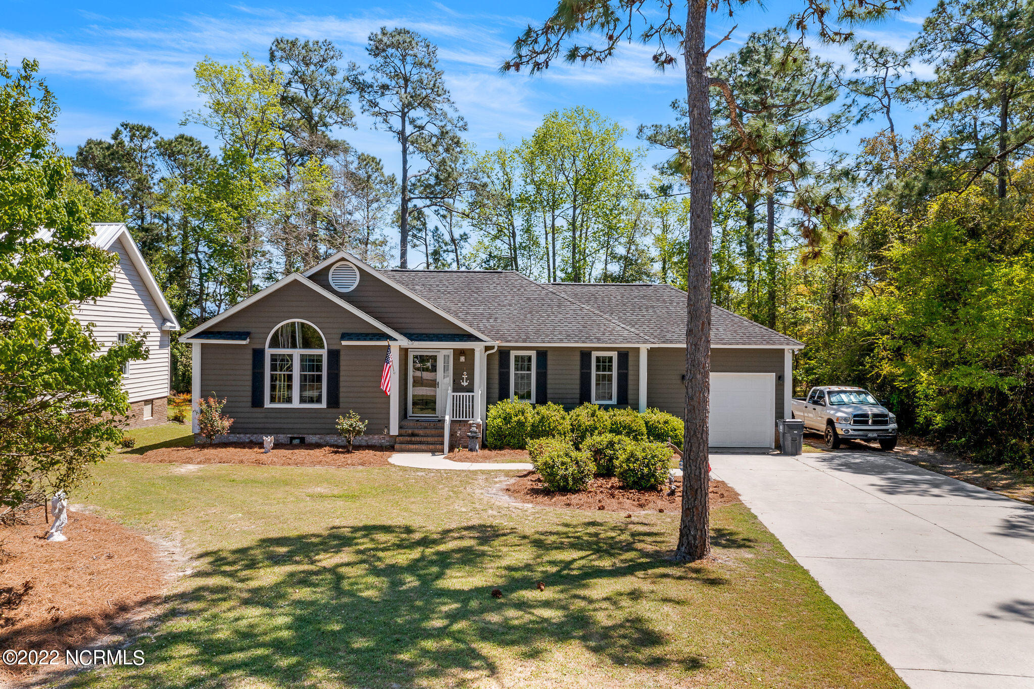 289 Riverside Drive Supply, NC 28462 - Photo 3 of 36 289_riverside-3