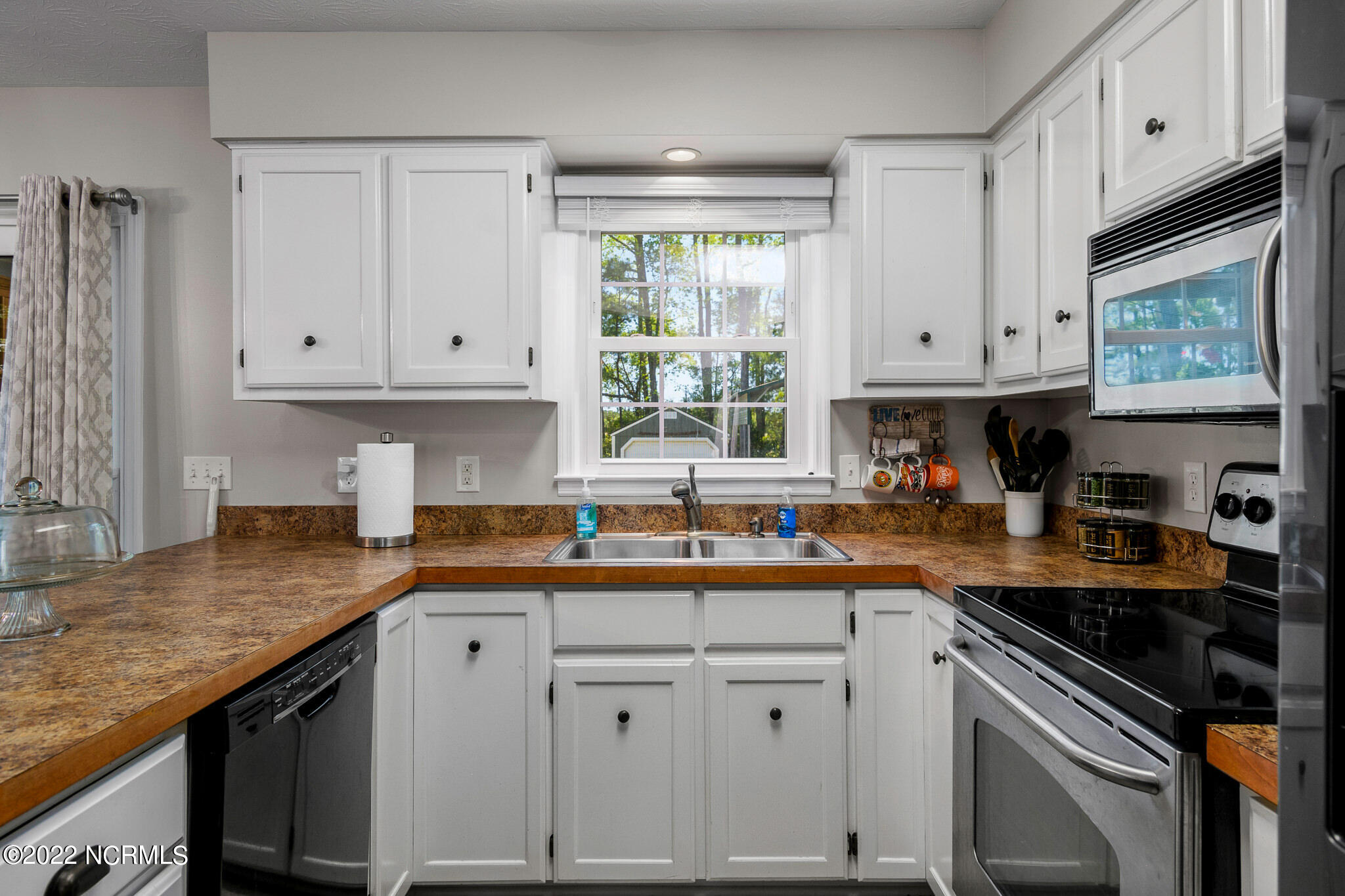 289 Riverside Drive Supply, NC 28462 - Photo 10 of 36 289_riverside-10