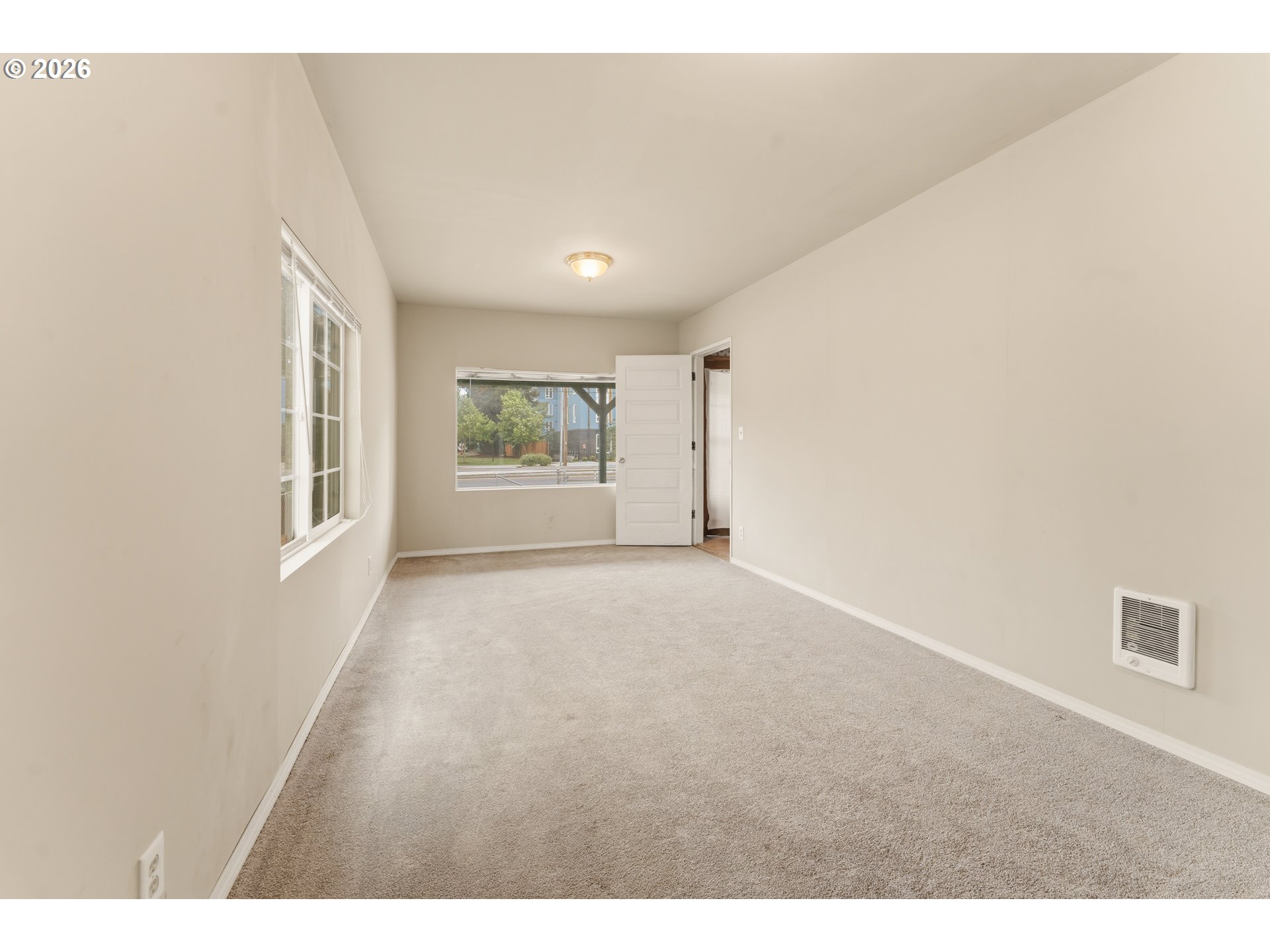 11311 Southeast Division Street Portland, OR 97216 - Photo 27 of 48