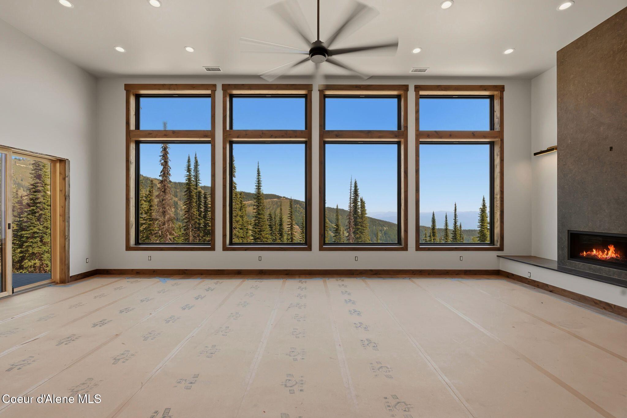723 Tall Timber Road Sandpoint, ID 83864 - Photo 9 of 43 Living Area